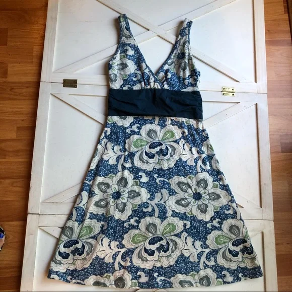 Patagonia Floral Print Margot Dress Size S - Picture 3 of 10